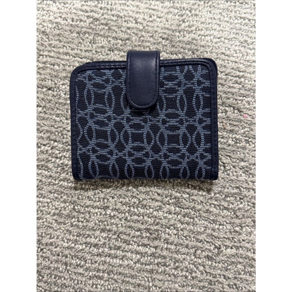 Compact Navy Patterned Women's Wallet - Navy